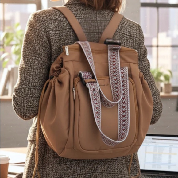 Emma and Kate Brown Everyday Bag - Picture 8 of 12